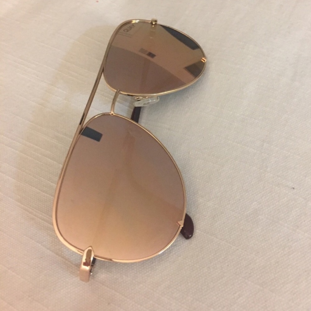 QuayXDesi High Key Gold/Gold Sunglasses